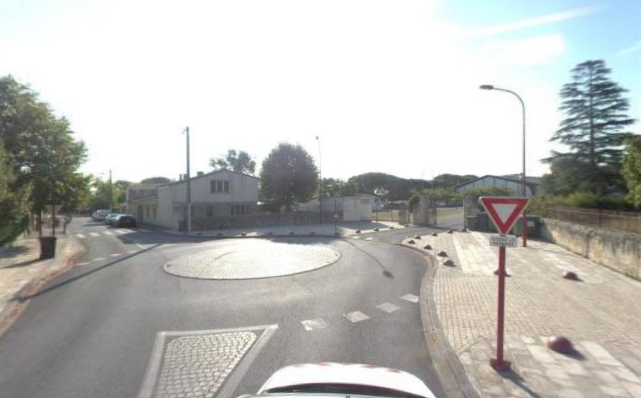 Vue du Rond-point anonyme n°279400356