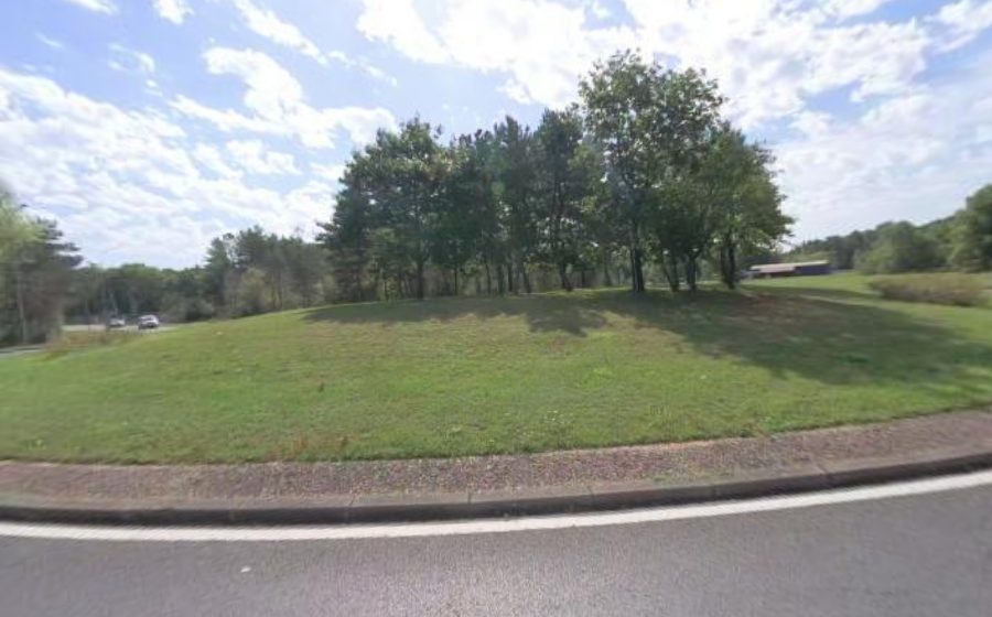 Vue du Rond-point anonyme n°28199181