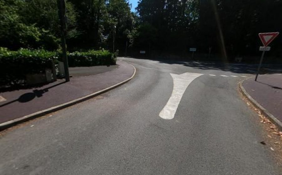 Vue du Rond-point anonyme n°282212555