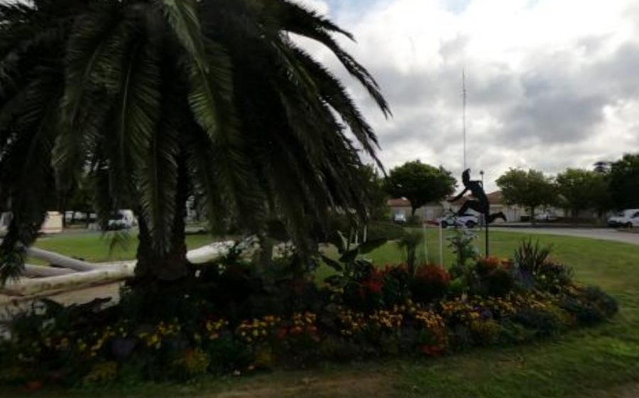 Vue du Rond-point anonyme n°28279451