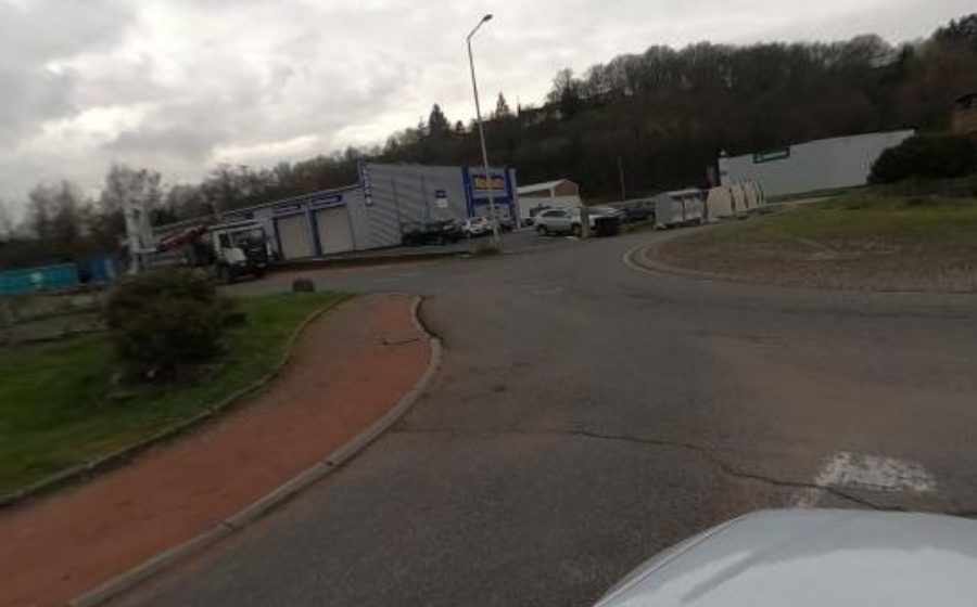 Vue du Rond-point anonyme n°285777219