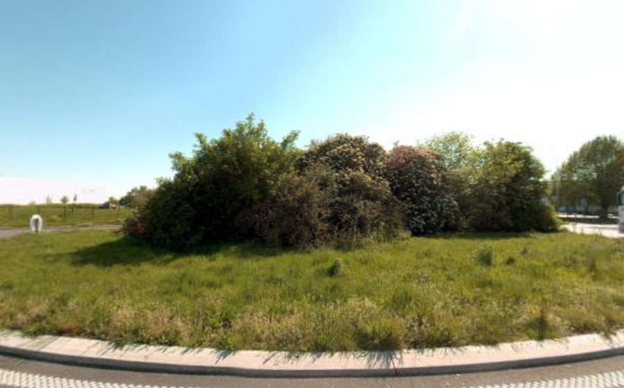 Vue du Rond-point anonyme n°28632712
