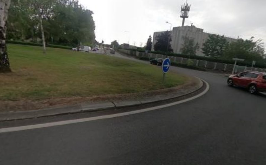Vue du Rond-point anonyme n°286637633