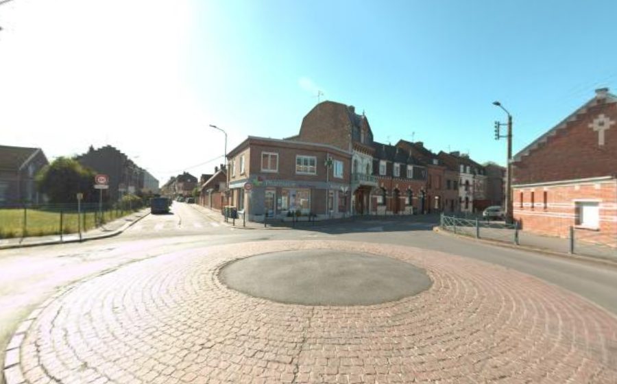 Vue du Rond-point anonyme n°28705564