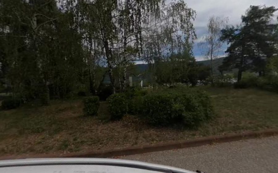 Vue du Rond-point anonyme n°28732640
