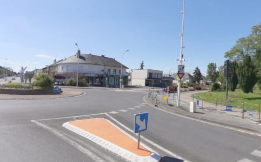 Vue du Rond-point anonyme n°289089033