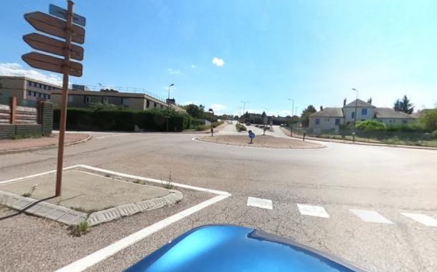 Vue du Rond-point anonyme n°290389099