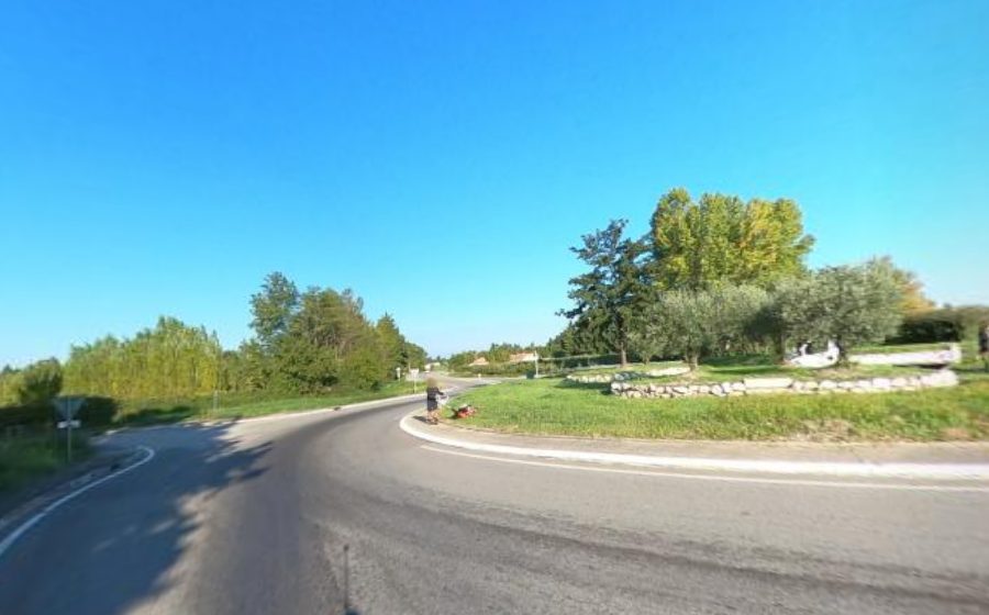 Vue du Rond-point anonyme n°29071753