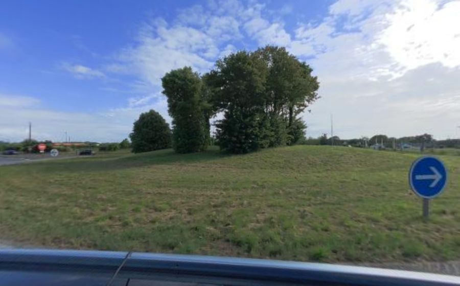 Vue du Rond-point anonyme n°292801259