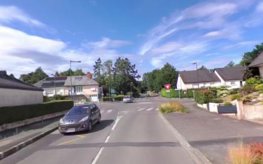 Vue du Rond-point anonyme n°292801351
