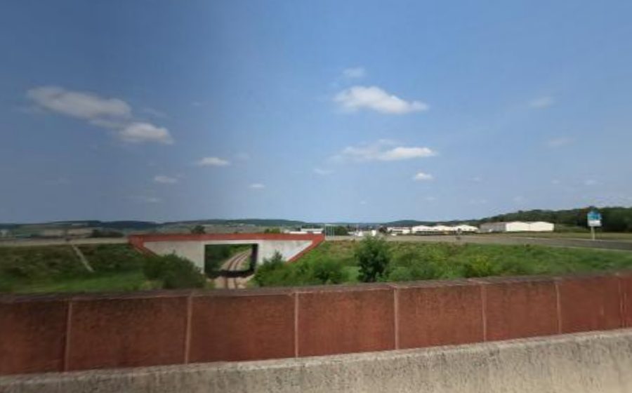 Vue du Rond-point anonyme n°295127663