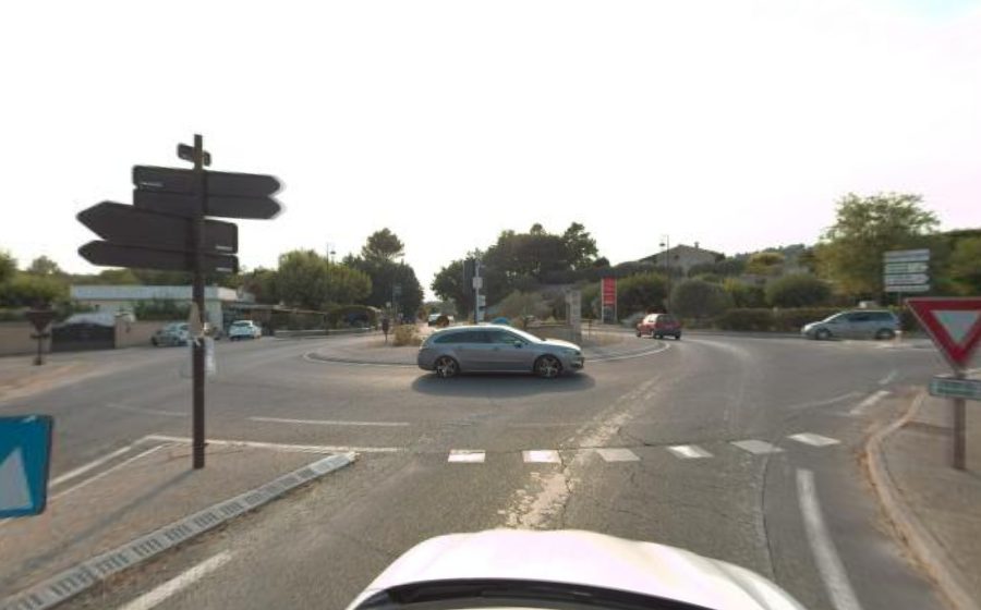 Vue du Rond-point anonyme n°295484177