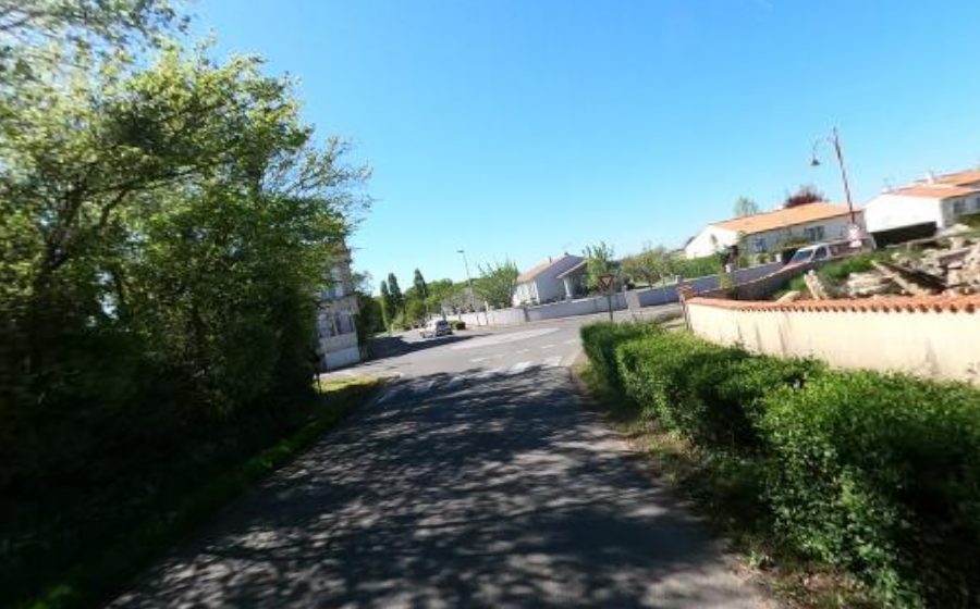 Vue du Rond-point anonyme n°295658950