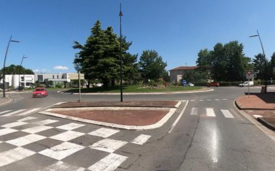 Vue du Rond-point anonyme n°29704119