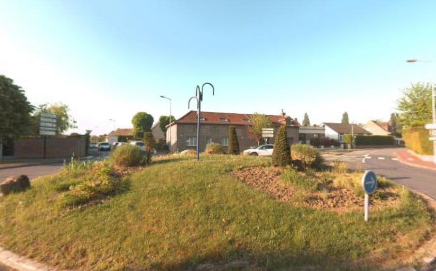 Vue du Rond-point anonyme n°29731592