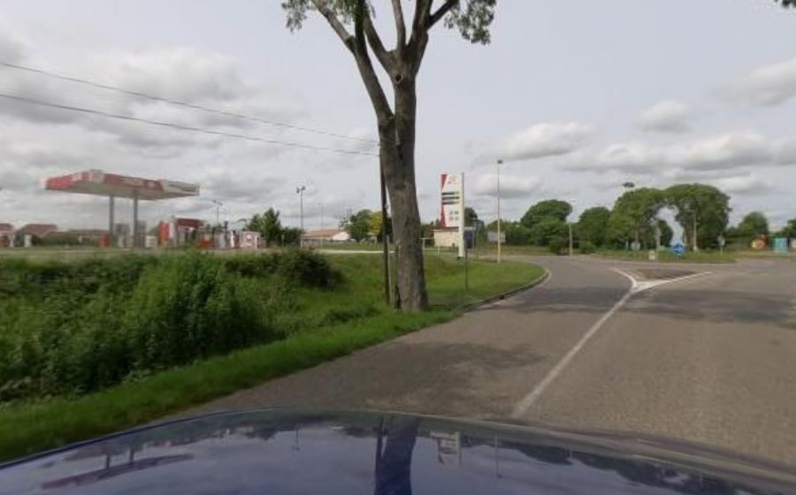 Vue du Rond-point anonyme n°297376069