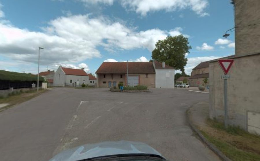 Vue du Rond-point anonyme n°298805307