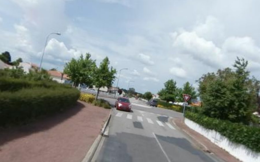 Vue du Rond-point anonyme n°300740765