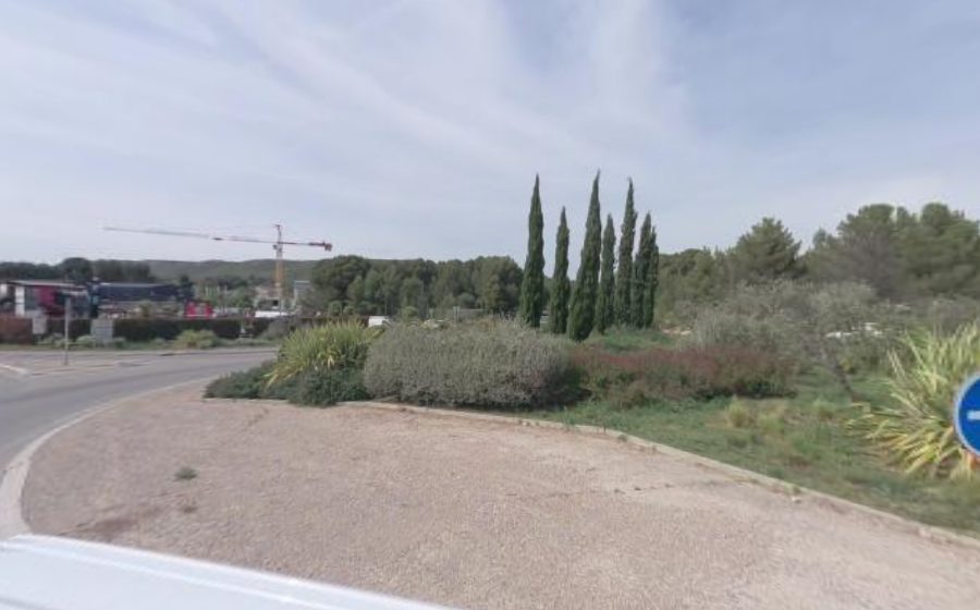 Vue du Rond-point anonyme n°303554520