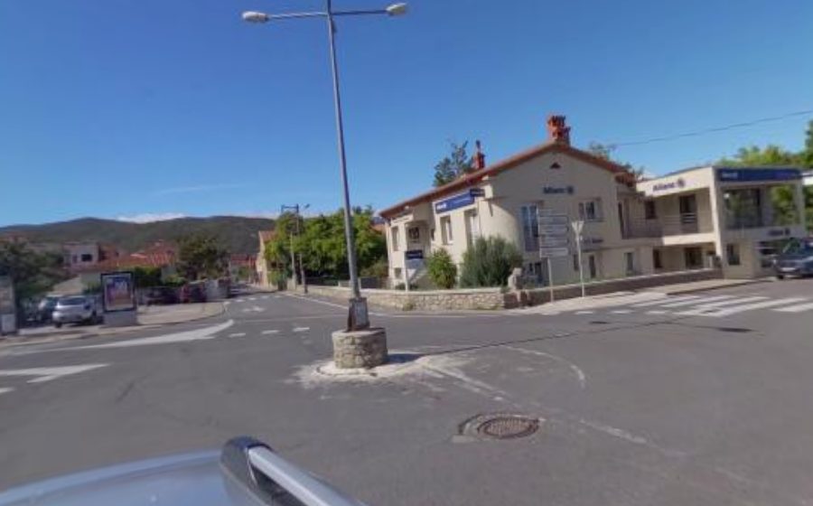 Vue du Rond-point anonyme n°30447140