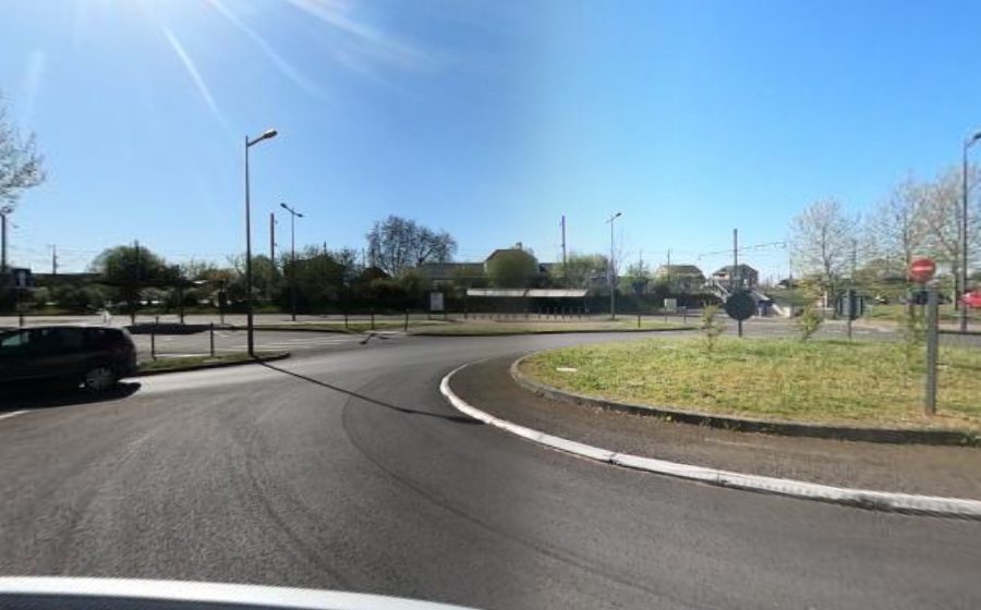 Vue du Rond-point anonyme n°305241347
