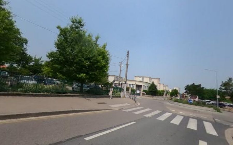 Vue du Rond-point anonyme n°305449073