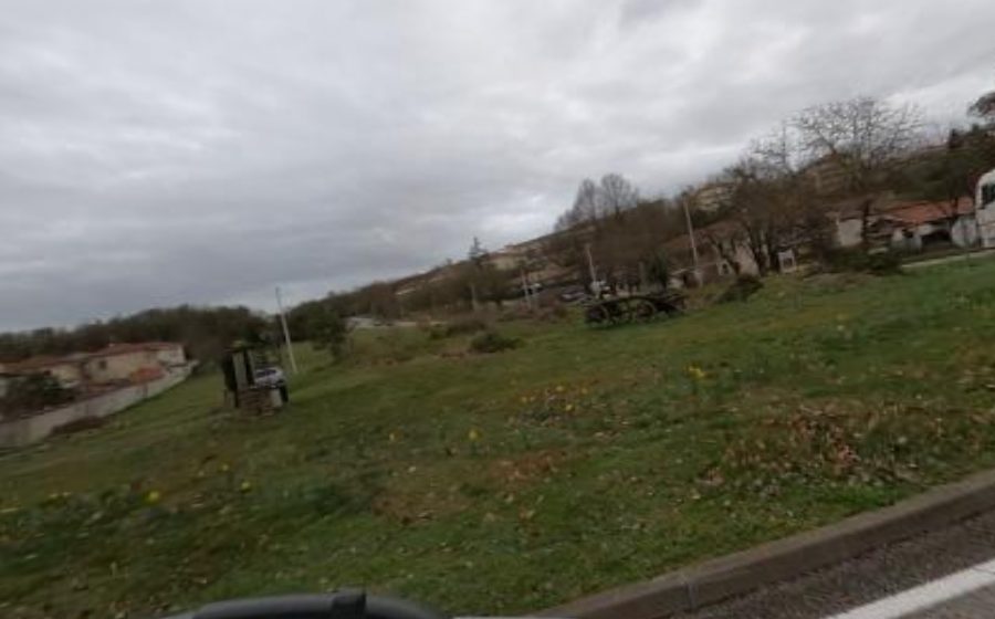 Vue du Rond-point anonyme n°305682696