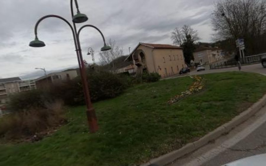 Vue du Rond-point anonyme n°305708370
