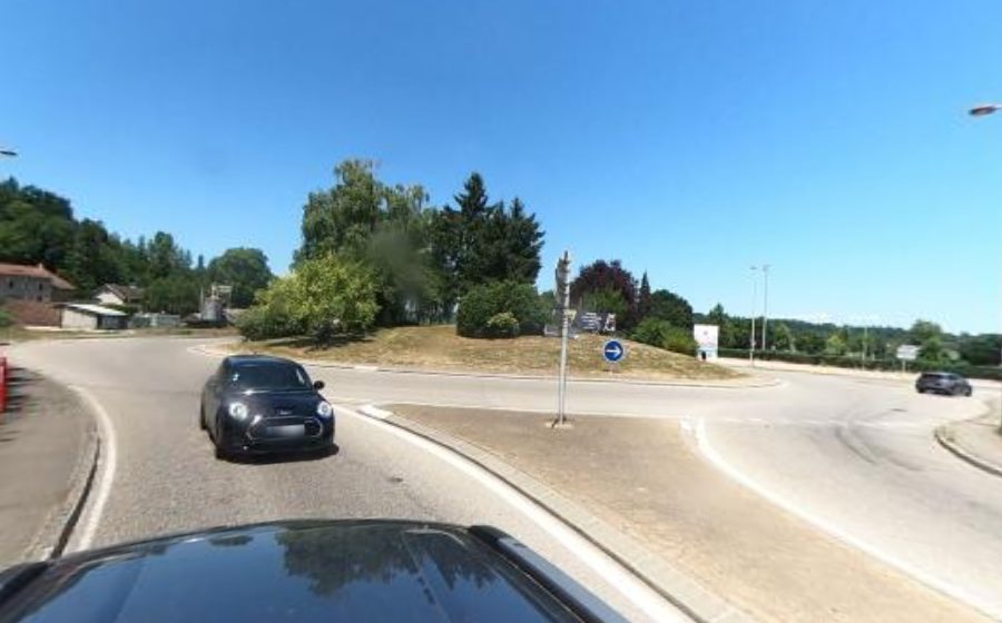 Vue du Rond-point anonyme n°306834279
