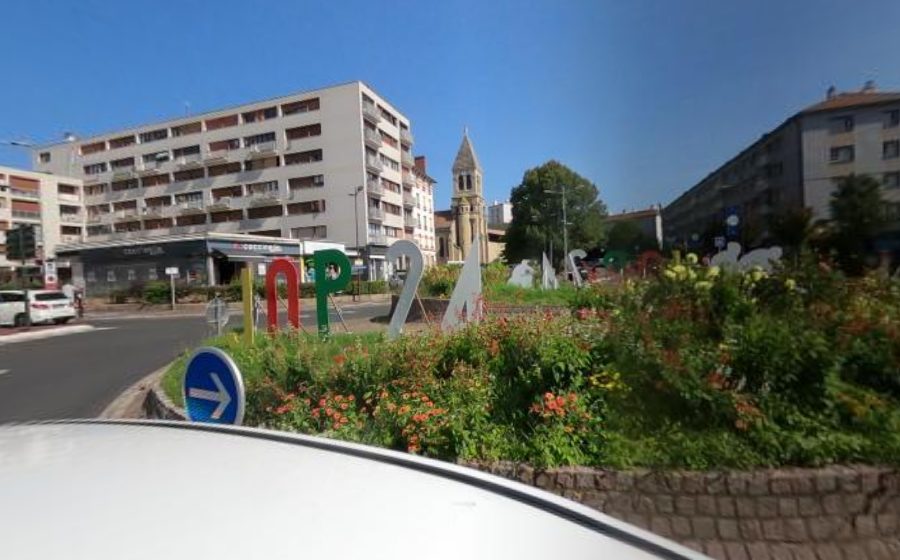 Vue de la Place Robert Bichet