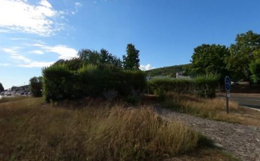 Vue du Rond-point anonyme n°307129261
