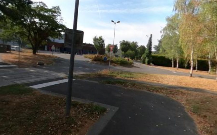Vue du Rond-point anonyme n°307321869