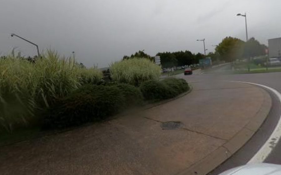 Vue du Rond-point anonyme n°308780835
