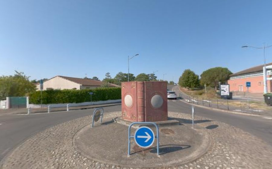 Vue du Rond-point anonyme n°310267639