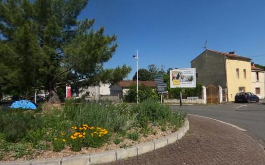 Vue du Rond-point anonyme n°31046917