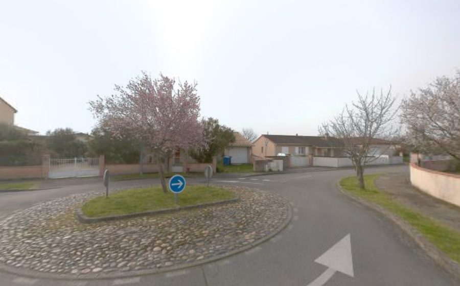 Vue du Rond-point anonyme n°31153752