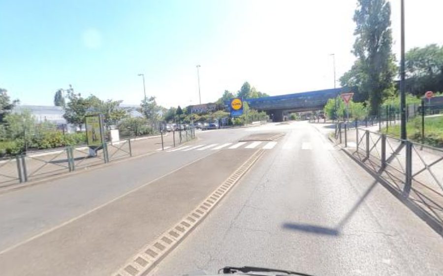 Vue du Rond-point anonyme n°313928014