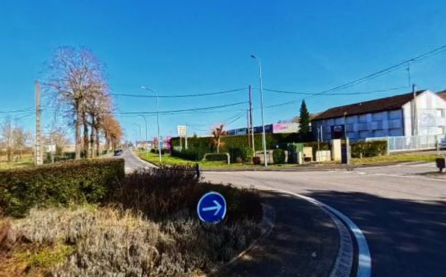 Vue du Rond-point anonyme n°314809759