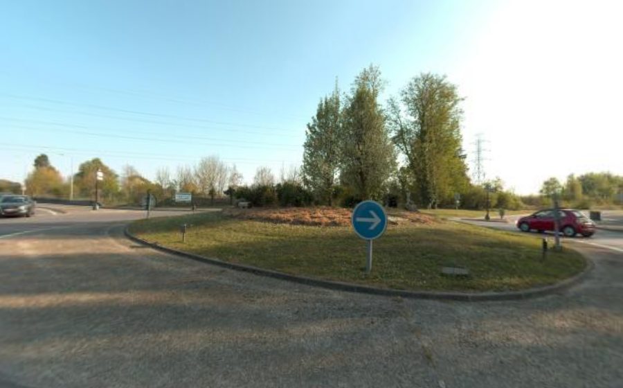 Vue du Rond-point anonyme n°316761032