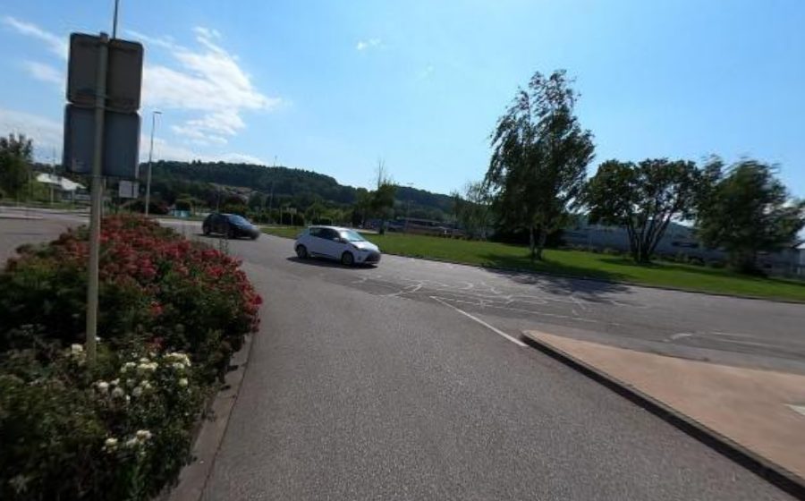 Vue du Rond-point anonyme n°319307960