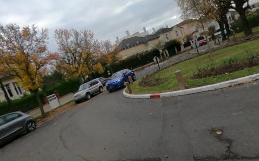 Vue du Rond-point anonyme n°32132929