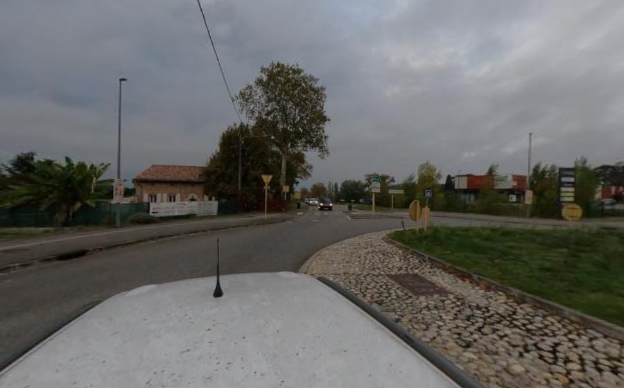 Vue du Rond-point anonyme n°323236017