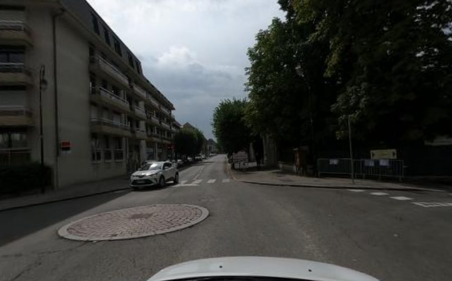 Vue du Rond-point anonyme n°323882093