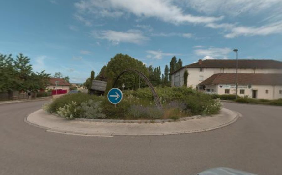 Vue du Rond-point anonyme n°324284648