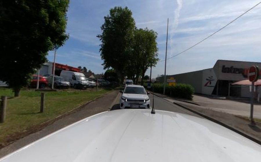 Vue du Rond-point anonyme n°32677020