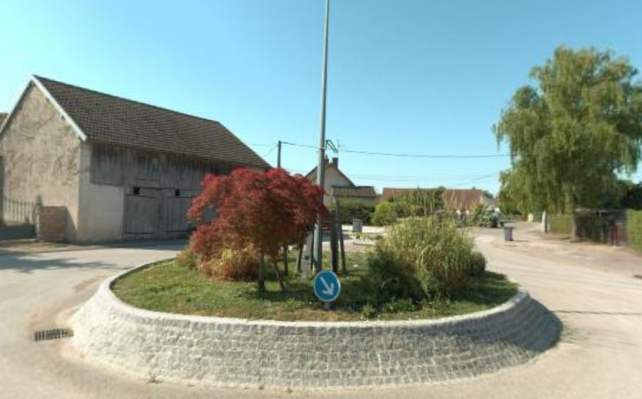 Vue du Rond-point anonyme n°328581900