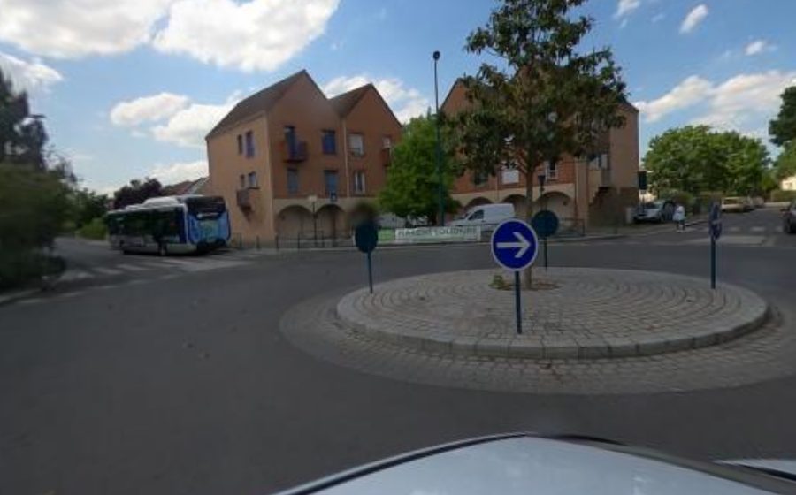 Vue du Rond-point anonyme n°331794075