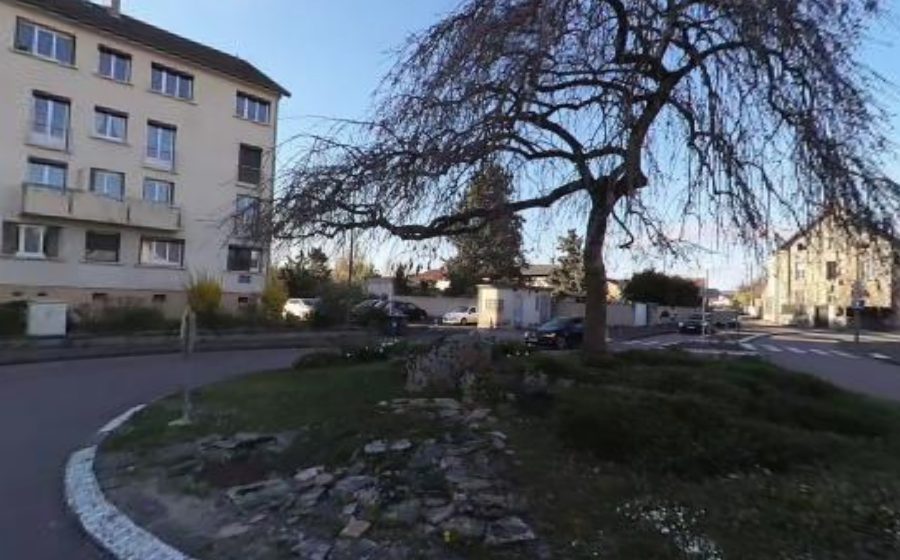 Vue du Rond-point anonyme n°33185050