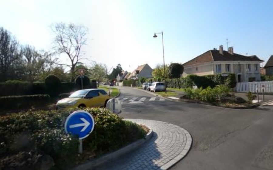 Vue du Rond-point anonyme n°332216155