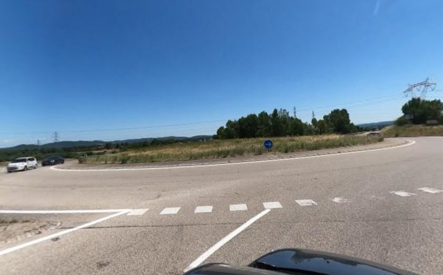 Vue du Rond-point anonyme n°332409297